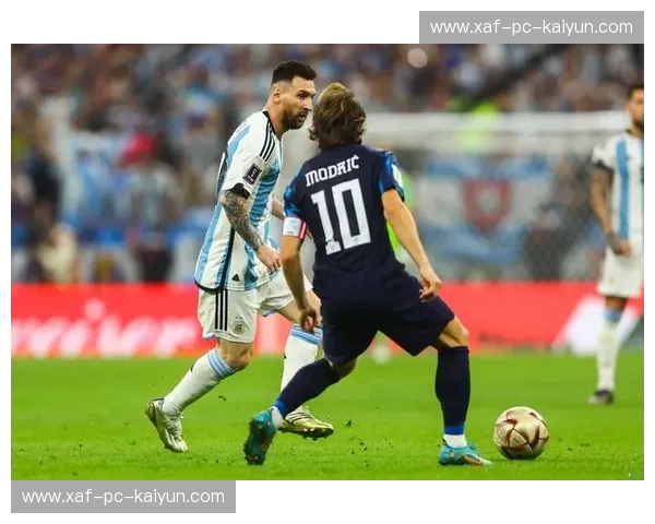 世界杯2022赛果:那一夜球迷难忘的泪与欢呼 世界杯2022赛果:那一夜球迷难忘的泪与欢呼